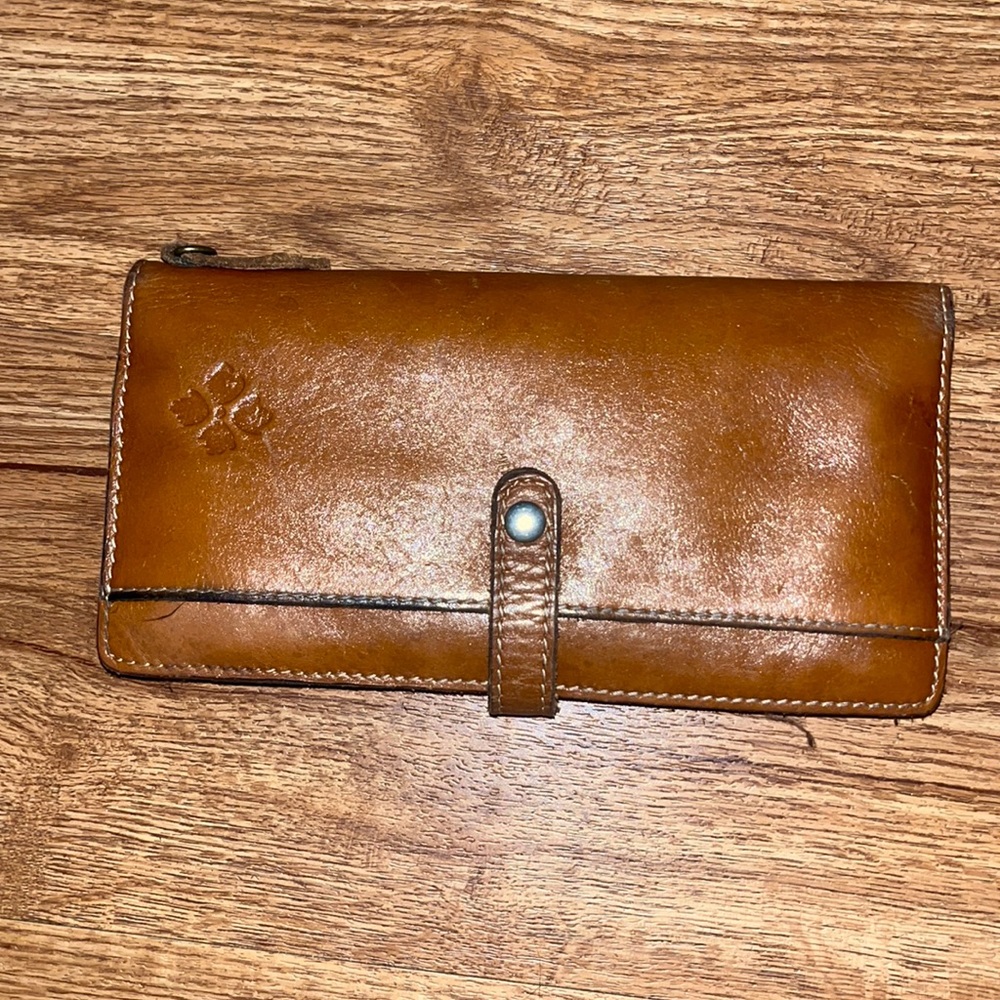 Patricia Nash handcrafted leather wallet